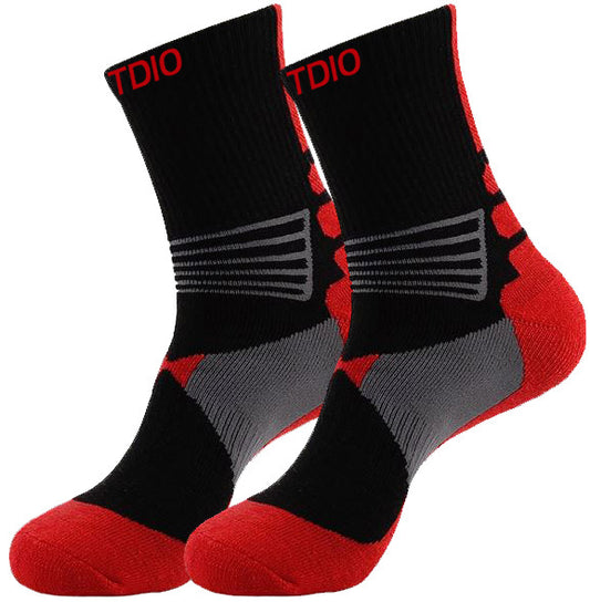 EnduraRun Quarter Length Cushioned Compression Socks (Black & Red)
